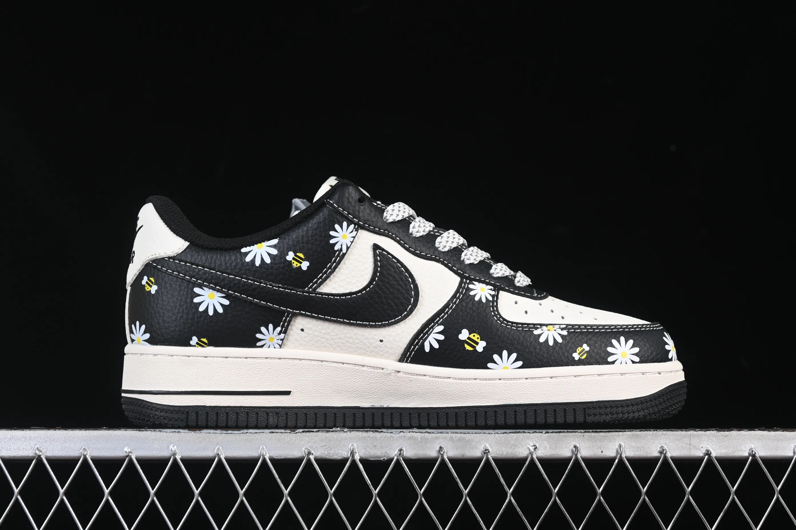 All categories Nk Air Force 1 Air Force series Nk Air Force 1 Low Air Force low-top Nike Air Force 1'07 Low black and white panda print Air Force 1 low-top casual sneakers JP8028-004